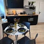 Top - Dschungel - Modern, Ruhig Und Familienfreundlich, Gratis W-Lan